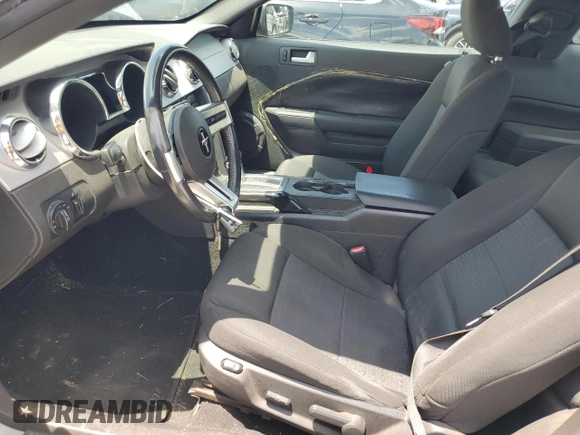 2009 Ford Mustang with VIN 1ZVHT80N095138283, listed as a Copart auction lot 63995925 with 260,699 mi miles and Clean title. Bid and sale history available at DreamBid. Image 7.