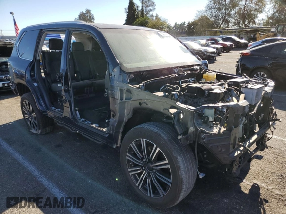 2021 Lexus LX 570 z VIN JTJDY7AX5M4339704, wystawiony jako Copart lot #84139994 z przebiegiem Nie podano mil oraz Czysty tytuł • Clean title. Historia ofert i sprzedaży dostępna na DreamBid. Obrazek 4.
