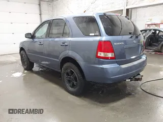 2003 Kia Sorento LX with VIN KNDJC733935175090, listed as a IAAI auction lot 41993732 with Not provided miles and . Bid and sale history available at DreamBid. Image 3.