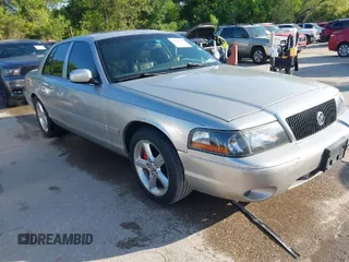 2004 Mercury Marauder with VIN 2MEHM79V44X612903, listed as a IAAI auction lot 41994280 with 181,451 mi miles. Bid and sale history available at carsss.com. Image 1.