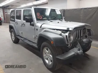 2008 Jeep Wrangler Unlimited X с VIN 1J8GA391X8L606188, выставлен на аукционе IAAI как лот 42053480 с пробегом 136 844 миль миль и . История ставок и продаж доступна на DreamBid. Изображение 1.