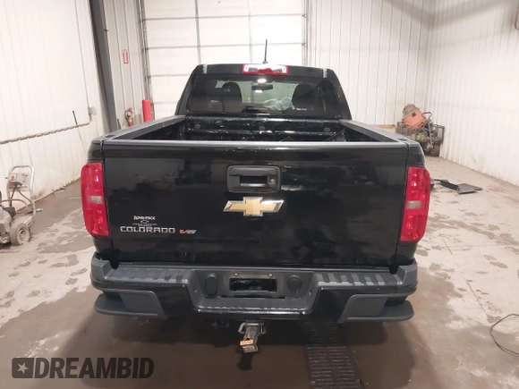 2019 Chevrolet Colorado 4WD Work Truck z VIN 1GCHTBENXK1192664, wystawiony jako IAAI lot #41883583 z przebiegiem 132 753 mil mil oraz . Historia ofert i sprzedaży dostępna na DreamBid. Obrazek 17.