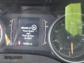 2019 Jeep Cherokee Latitude Plus with VIN 1C4PJMLX8KD330606, listed as a IAAI auction lot 41733246 with 94,408 mi miles. Bid and sale history available at carsss.com. Image 7.