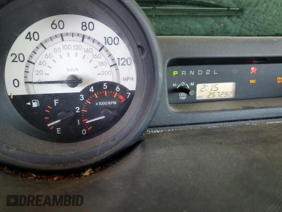 2006 Scion xB with VIN JTLKT324X64122775, listed as a Copart auction lot 61652764 with 257,292 mi miles and Salvage Title. Bid and sale history available at carsss.com. Image 9.