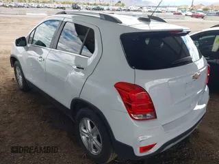 2020 Chevrolet Trax LT with VIN 3GNCJLSB4LL171777, listed as a IAAI auction lot 41789393 with 39,130 mi miles and . Bid and sale history available at DreamBid. Image 3.