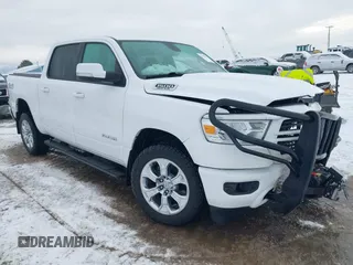 2019 Ram 1500 Big Horn z VIN 1C6SRFFT4KN898375, wystawiony jako IAAI lot #41194783 z przebiegiem 54 513 mil mil oraz . Historia ofert i sprzedaży dostępna na DreamBid. Obrazek 1.