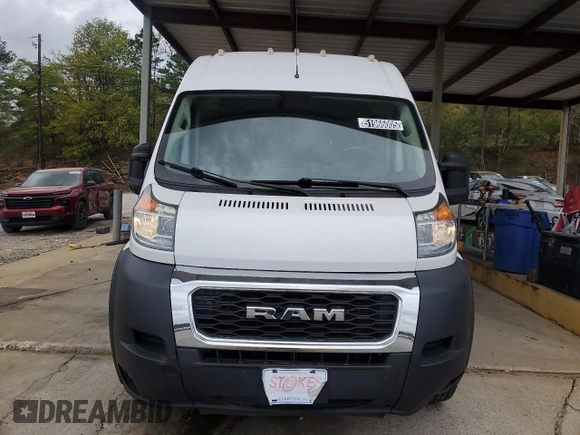 2019 Ram ProMaster Cargo with VIN 3C6URVJG3KE562105, listed as a Copart auction lot 51966005 with 117,550 mi miles and Clean Title. Bid and sale history available at DreamBid. Image 5.