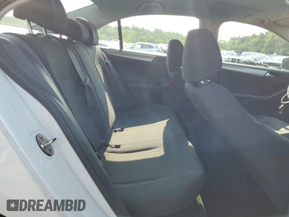 2015 Volkswagen Jetta SE с VIN 3VWD17AJXFM237841, выставлен на аукционе Copart как лот 60278115 с пробегом 140 379 миль миль и Чистый • Clean title. История ставок и продаж доступна на DreamBid. Изображение 10.