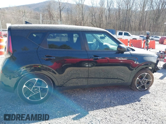 2023 Kia Soul EX with VIN KNDJ33AU7P7846870, listed as a IAAI auction lot 41771580 with 42,842 mi miles. Bid and sale history available at carsss.com. Image 13.