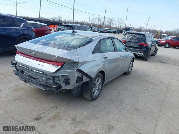 2021 Hyundai Elantra SE with VIN 5NPLL4AG1MH019074, listed as a IAAI auction lot 41755879 with 22,972 mi miles. Bid and sale history available at carsss.com. Image 4.