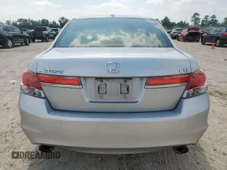 2012 Honda Accord EX-L z VIN 1HGCP3F80CA015122, wystawiony jako Copart lot #58347255 z przebiegiem 146 070 mil mil oraz Szkoda całkowita • Salvage title. Historia ofert i sprzedaży dostępna na DreamBid. Obrazek 6.