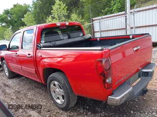 2010 GMC Canyon SLE1 z VIN 1GTDSCDE0A8137817, wystawiony jako IAAI lot #42178917 z przebiegiem 208 192 mil mil oraz . Historia ofert i sprzedaży dostępna na DreamBid. Obrazek 14.
