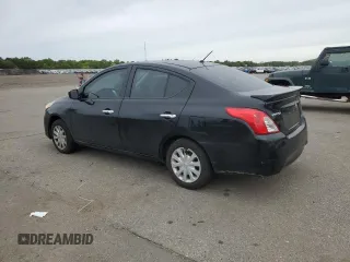 2016 Nissan Versa SV z VIN 3N1CN7AP1GL897445, wystawiony jako Copart lot #58663935 z przebiegiem 106 717 mil mil oraz Czysty tytuł • Clean title. Historia ofert i sprzedaży dostępna na DreamBid. Obrazek 2.