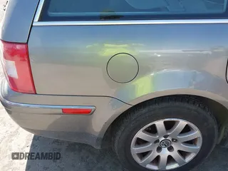 2003 Volkswagen Passat GLS z VIN WVWVD63B73E368886, wystawiony jako IAAI lot #42321711 z przebiegiem 127 471 mil mil oraz . Historia ofert i sprzedaży dostępna na DreamBid. Obrazek 6.