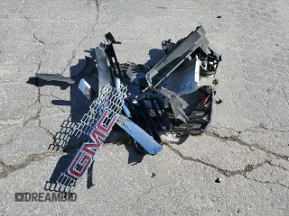 2017 GMC Terrain SLE z VIN 2GKALNEKXH6197737, wystawiony jako Copart lot #48365645 z przebiegiem Nie podano mil oraz Szkoda całkowita • Salvage title. Historia ofert i sprzedaży dostępna na DreamBid. Obrazek 13.