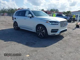 2019 Volvo XC90 Inscription with VIN YV4A22PL8K1473682, listed as a IAAI auction lot 41999191 with 47,334 mi miles. Bid and sale history available at carsss.com. Image 1.
