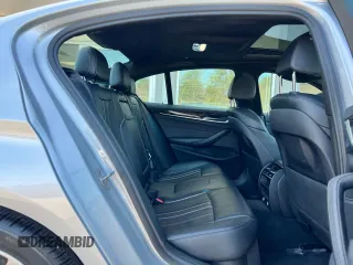2018 BMW 5 Series 530e xDrive with VIN WBAJB1C59JB084298, listed as a Copart auction lot 55181065 with 120,907 mi miles and Clean Title. Bid and sale history available at DreamBid. Image 6.