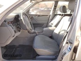 2001 Mercedes-Benz E-Class AWD with VIN WDBJF82J81X059893, listed as a Copart auction lot 80285554 with 156,713 mi miles and Clean Title. Bid and sale history available at carsss.com. Image 7.