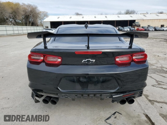 2023 Chevrolet Camaro 2LT z VIN 1G1FD1RX7P0133037, wystawiony jako Copart lot #42491605 z przebiegiem 22 209 mil mil oraz Szkoda całkowita • Salvage title. Historia ofert i sprzedaży dostępna na DreamBid. Obrazek 6.