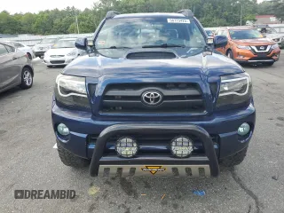 2005 Toyota Tacoma z VIN 5TEMU52N55Z126664, wystawiony jako Copart lot #58775425 z przebiegiem 233 069 mil mil oraz Szkoda całkowita • Salvage title. Historia ofert i sprzedaży dostępna na DreamBid. Obrazek 5.