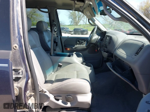 2001 Ford F-150 XLT with VIN 1FTRW08L71KA41543, listed as a IAAI auction lot 42205400 with 69,454 mi miles and . Bid and sale history available at DreamBid. Image 5.