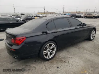 2013 BMW 7 Series 740Li with VIN WBAYE4C51DD137687, listed as a Copart auction lot 76103944 with 134,609 mi miles and Salvage Title. Bid and sale history available at carsss.com. Image 3.