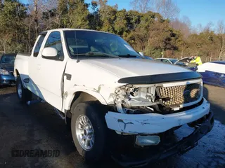 2003 Ford F-150 z VIN 2FTRX08W63CA22223, wystawiony jako IAAI lot #41382377 z przebiegiem 261 841 mil mil oraz . Historia ofert i sprzedaży dostępna na DreamBid. Obrazek 1.