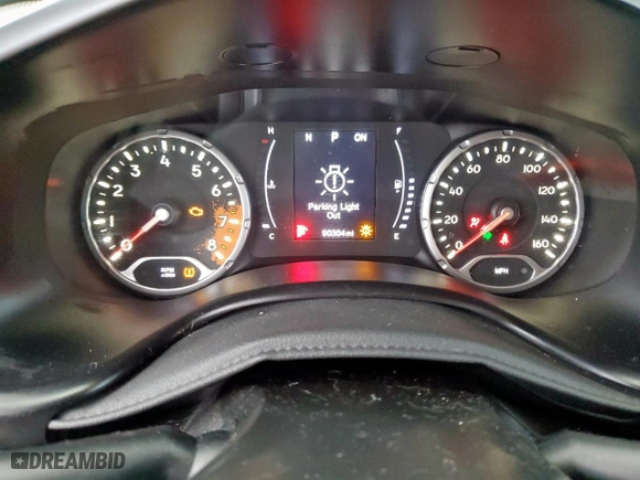 2018 Jeep Renegade Latitude with VIN ZACCJABB9JPH99321, listed as a Copart auction lot 47219715 with 90,304 mi miles and Salvage Title. Bid and sale history available at carsss.com. Image 9.