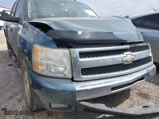 2010 Chevrolet Silverado 1500 LT with VIN 3GCRCSE07AG256393, listed as a IAAI auction lot 41735987 with 157,543 mi miles. Bid and sale history available at carsss.com. Image 19.