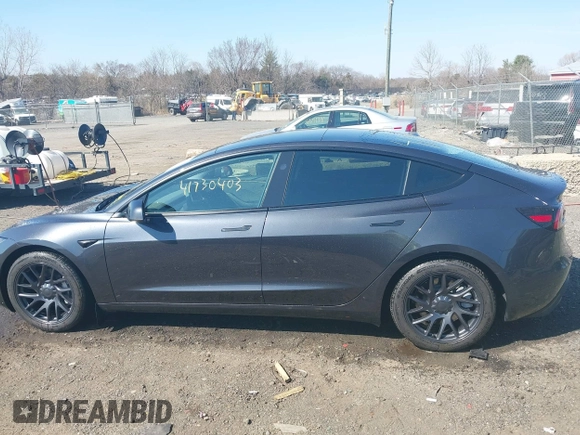 2024 Tesla Model 3 with VIN 5YJ3E1EA6RF728507, listed as a IAAI auction lot 41730403 with 17,563 mi miles and . Bid and sale history available at DreamBid. Image 14.