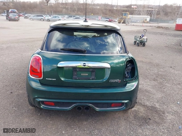 2014 MINI Cooper Hardtop S with VIN WMWXM7C52ET731261, listed as a IAAI auction lot 41595236 with NaN miles. Bid and sale history available at carsss.com. Image 16.