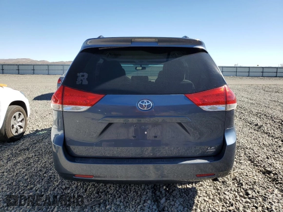 2014 Toyota Sienna LE with VIN 5TDJK3DC7ES081393, listed as a Copart auction lot 46713665 with 184,986 mi miles and Clean Title. Bid and sale history available at DreamBid. Image 6.