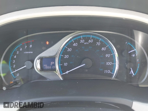 2014 Toyota Sienna XLE with VIN 5TDYK3DC2ES492554, listed as a IAAI auction lot 41685109 with 196,619 mi miles and . Bid and sale history available at DreamBid. Image 7.