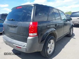2004 Saturn VUE V6 with VIN 5GZCZ63424S819671, listed as a IAAI auction lot 42175800 with 227,149 mi miles and . Bid and sale history available at DreamBid. Image 4.