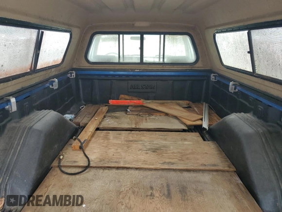 1991 Dodge D/W 250 z VIN 1B7KM26C5MS319916, wystawiony jako Copart lot #57512115 z przebiegiem 77 179 mil mil oraz Czysty tytuł • Clean title. Historia ofert i sprzedaży dostępna na DreamBid. Obrazek 10.