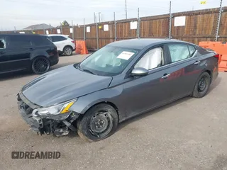 2020 Nissan Altima S with VIN 1N4BL4BVXLC226197, listed as a IAAI auction lot 41501189 with 77,611 mi miles and . Bid and sale history available at DreamBid. Image 2.