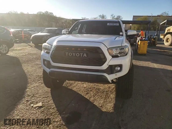 2017 Toyota Tacoma SR5 with VIN 3TMAZ5CNXHM032008, listed as a Copart auction lot 84200154 with 84,337 mi miles and Salvage Title. Bid and sale history available at carsss.com. Image 13.