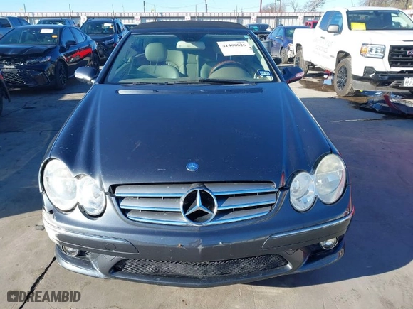 2009 Mercedes-Benz CLK-Class 3.5L with VIN WDBTK56FX9T109978, listed as a IAAI auction lot 41406826 with 59,043 mi miles. Bid and sale history available at carsss.com. Image 12.