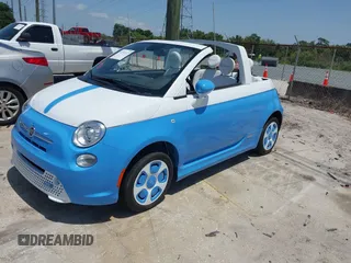 2015 FIAT 500e с VIN 3C3CFFGE6FT732844, выставлен на аукционе IAAI как лот 42212123 с пробегом 34 733 миль миль и . История ставок и продаж доступна на DreamBid. Изображение 2.