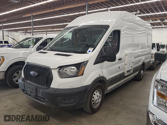 2023 Ford Transit Cargo with VIN 1FTBW3U84PKB20116, listed as a IAAI auction lot 42748031 with 6,591 mi miles and . Bid and sale history available at DreamBid. Image 4.