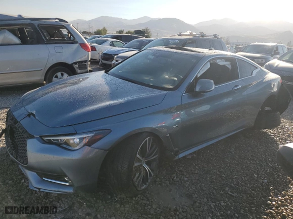 2019 Infiniti Q60 3.0t LUXE with VIN JN1EV7EL8KM290232, listed as a Copart auction lot 74073284 with 58,052 mi miles and Salvage Title. Bid and sale history available at carsss.com. Image 1.