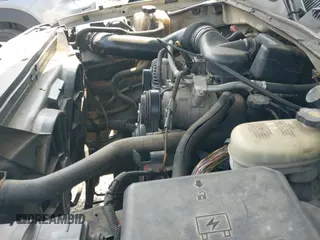 2005 Chevrolet Silverado 1500 Work Truck с VIN 1GCEC19X15Z261398, выставлен на аукционе IAAI как лот 42430503 с пробегом Не указан миль и . История ставок и продаж доступна на DreamBid. Изображение 13.