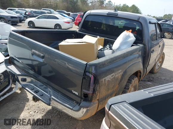 2015 Toyota Tacoma with VIN 5TFLU4EN9FX111322, listed as a IAAI auction lot 41621064 with 1 mi miles. Bid and sale history available at carsss.com. Image 4.