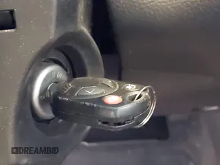 2013 Ford Focus SE с VIN 1FADP3F24DL342732, выставлен на аукционе IAAI как лот 42754169 с пробегом 157 117 миль миль и . История ставок и продаж доступна на DreamBid. Изображение 11.