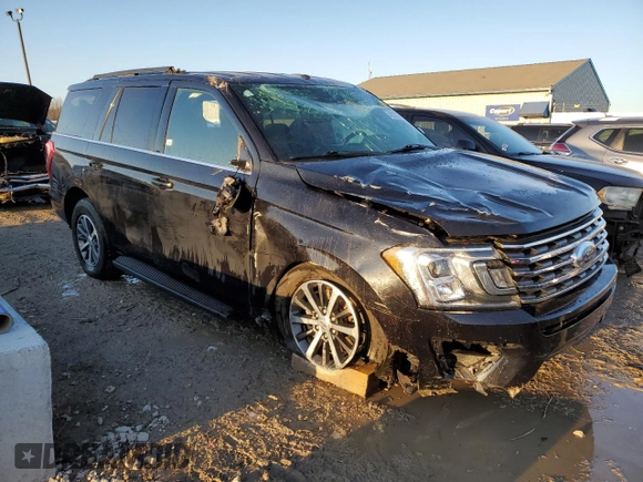 2019 Ford Expedition XLT with VIN 1FMJU1HT9KEA24943, listed as a Copart auction lot 42870515 with 61,510 mi miles and Non Repairable. Bid and sale history available at carsss.com. Image 4.