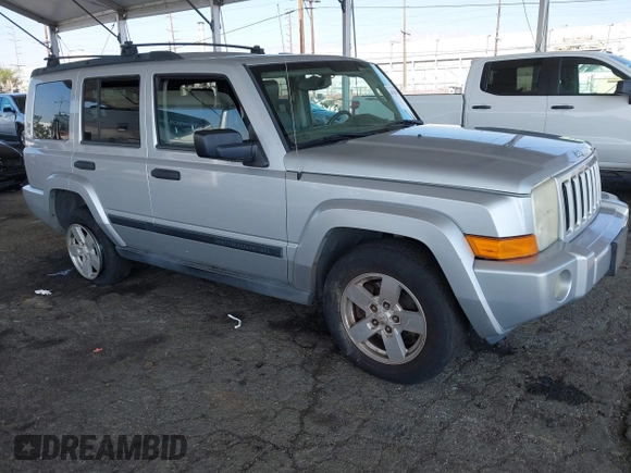 2006 Jeep Commander z VIN 1J8HH48K76C329934, wystawiony jako IAAI lot #41528939 z przebiegiem 180 006 mil mil oraz . Historia ofert i sprzedaży dostępna na DreamBid. Obrazek 1.