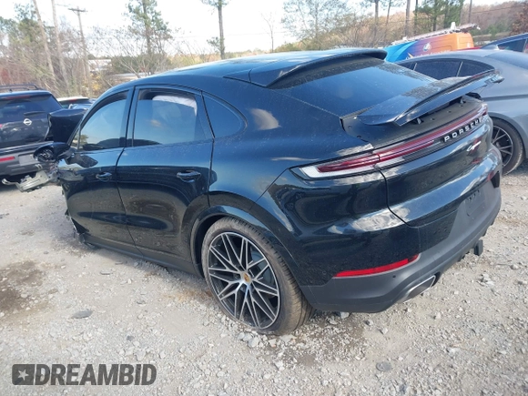 2024 Porsche Cayenne z VIN WP1BA2AYXRDA54884, wystawiony jako IAAI lot #41030563 z przebiegiem Nie podano mil oraz . Historia ofert i sprzedaży dostępna na DreamBid. Obrazek 3.