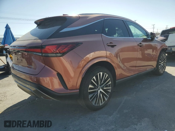 2023 Lexus RX 350 z VIN 2T2BAMCA2PC016603, wystawiony jako Copart lot #61083605 z przebiegiem 22 175 mil mil oraz Szkoda całkowita • Salvage title. Historia ofert i sprzedaży dostępna na DreamBid. Obrazek 3.