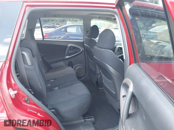 2007 Toyota RAV4 Sport с VIN JTMBK32V476024774, выставлен на аукционе IAAI как лот 42648957 с пробегом 231 545 миль миль и . История ставок и продаж доступна на DreamBid. Изображение 8.