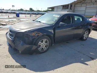 2008 Dodge Avenger SXT z VIN 1B3LC56K68N115163, wystawiony jako Copart lot #56107335 z przebiegiem 127 805 mil mil oraz Szkoda całkowita • Salvage title. Historia ofert i sprzedaży dostępna na DreamBid. Obrazek 1.